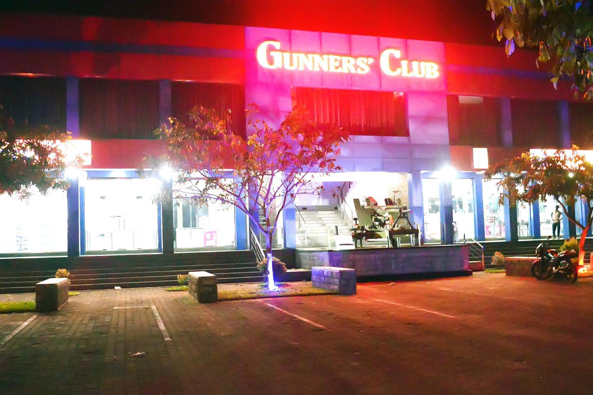 明内里耶 Gunners Club酒店 外观 照片